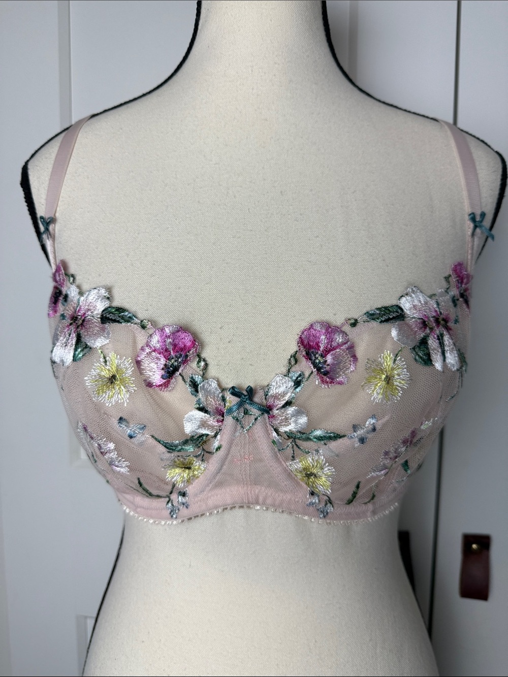 Victoria Secret unlined wicked push up floral embroidered stitched fairy 36D